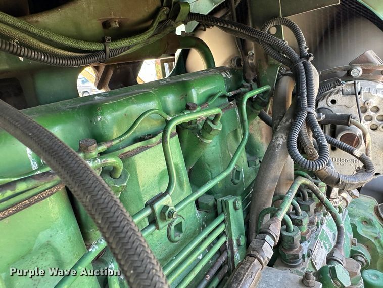 image for item NE9033 1973 John Deere 4430  tractor