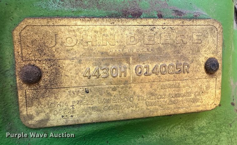 image for item NE9033 1973 John Deere 4430  tractor