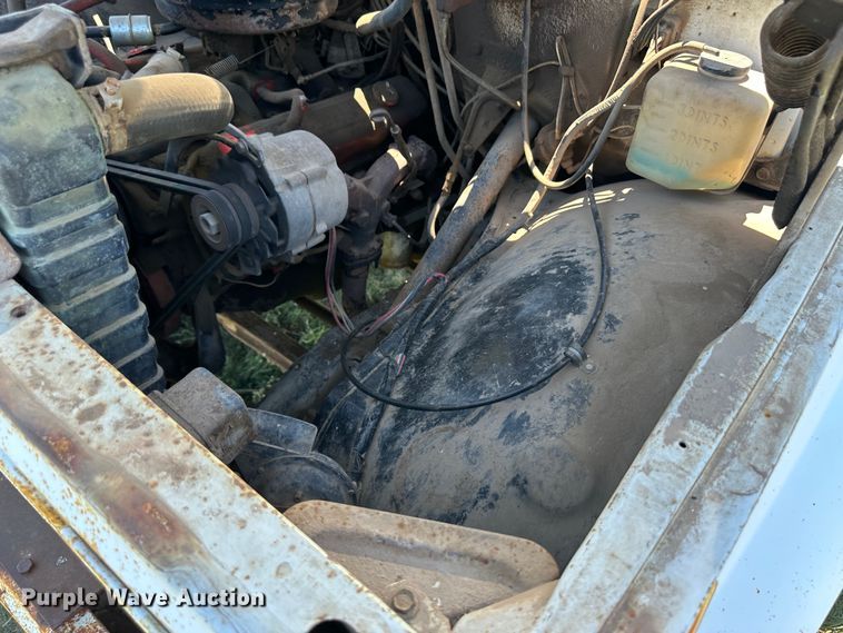 image for item NE9034 1972 Chevrolet C50  grain truck