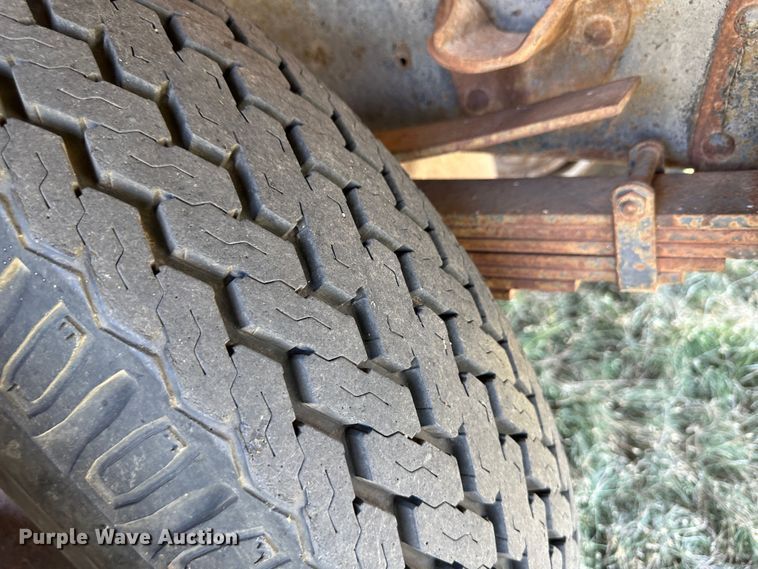 image for item NE9034 1972 Chevrolet C50  grain truck