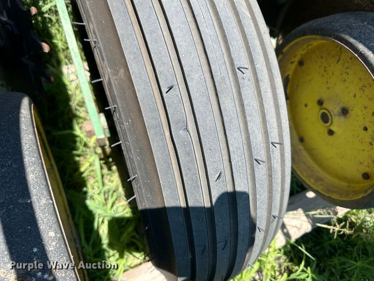 image for item NE9036 John Deere 7200  planter