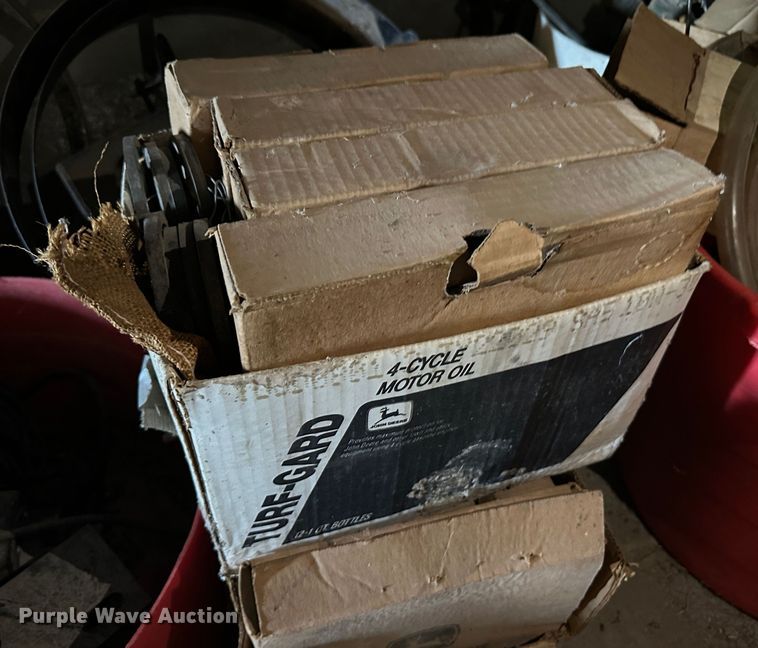 image for item NE9036 John Deere 7200  planter