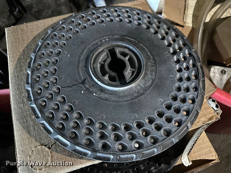 image for item NE9036 John Deere 7200  planter