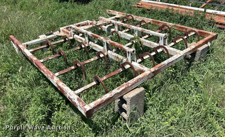 image for item NE9040 Bale accumulator grapple