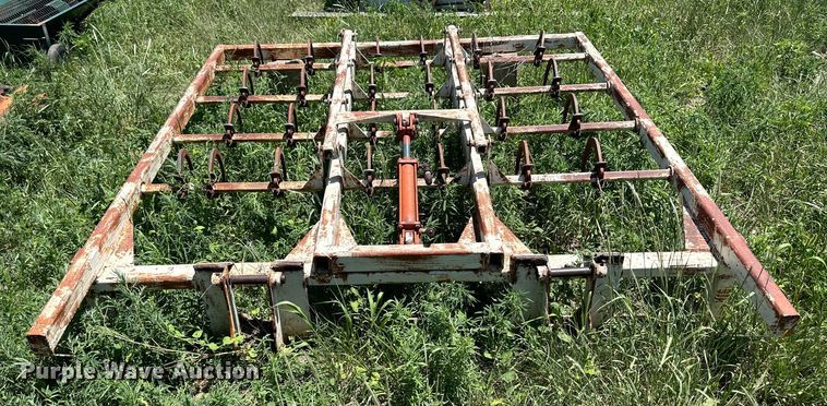 image for item NE9040 Bale accumulator grapple