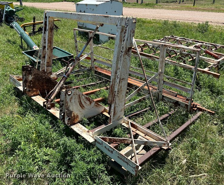 image for item NE9041 Bale stacker