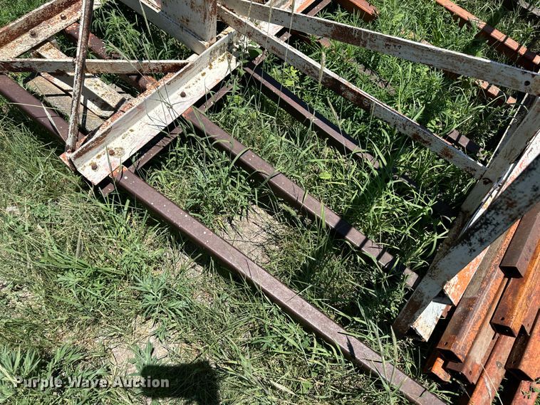 image for item NE9041 Bale stacker