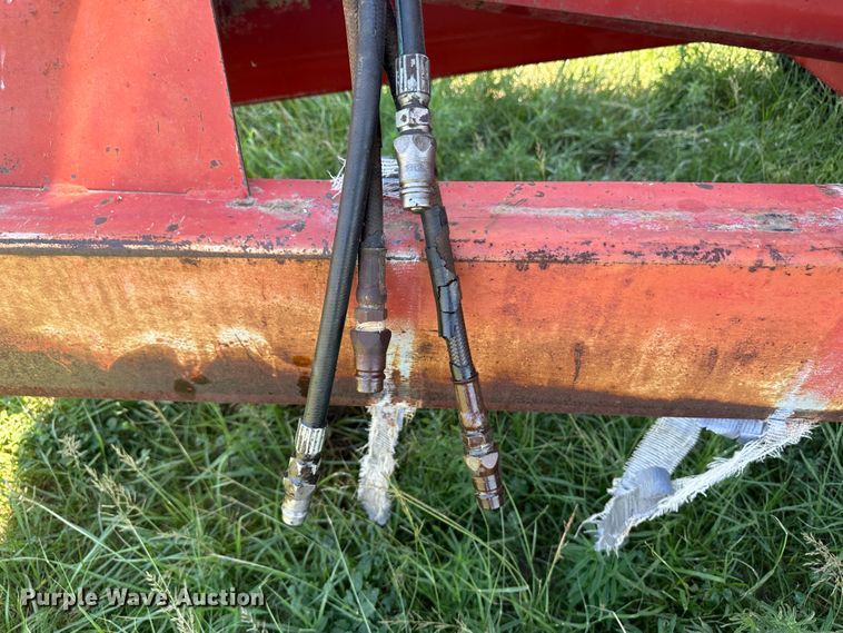 image for item NE9042 Unverferth GC70  grain cart