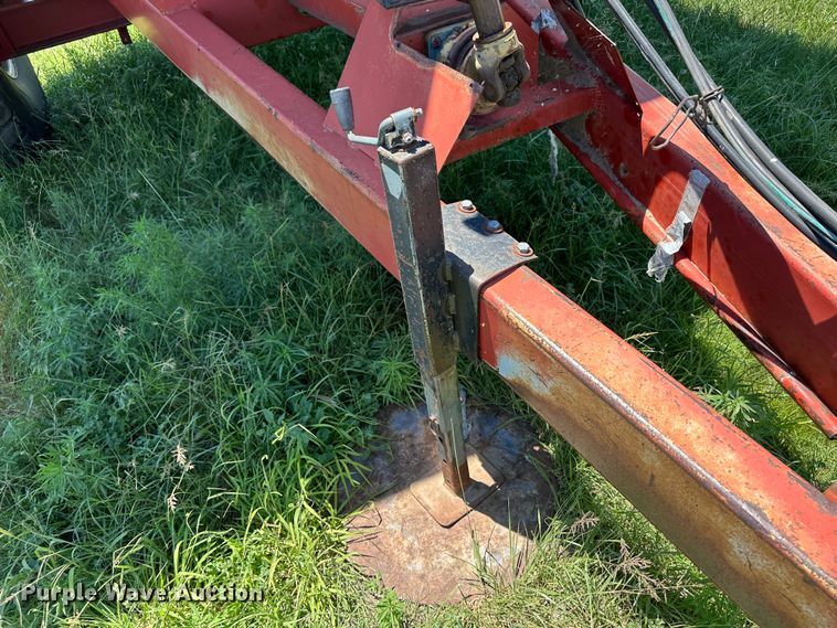 image for item NE9042 Unverferth GC70  grain cart