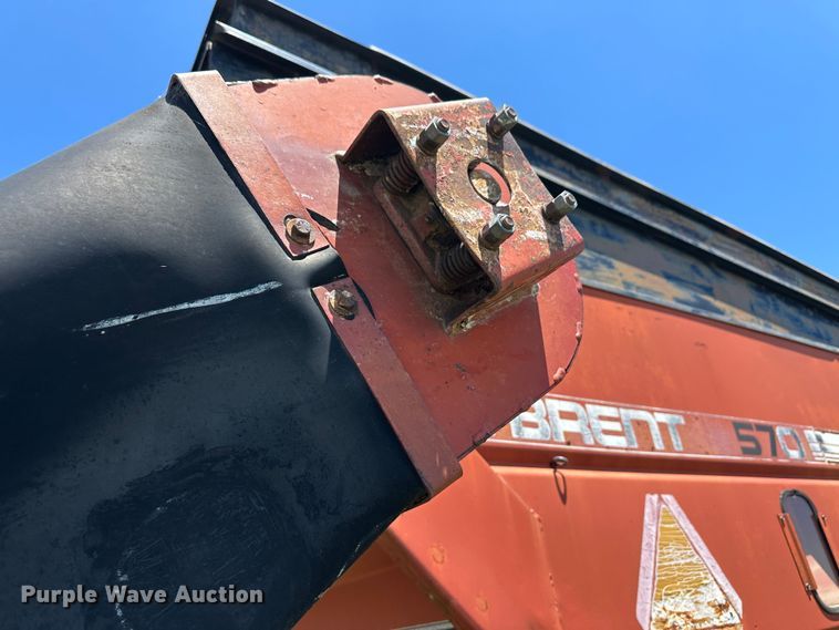 image for item NE9042 Unverferth GC70  grain cart