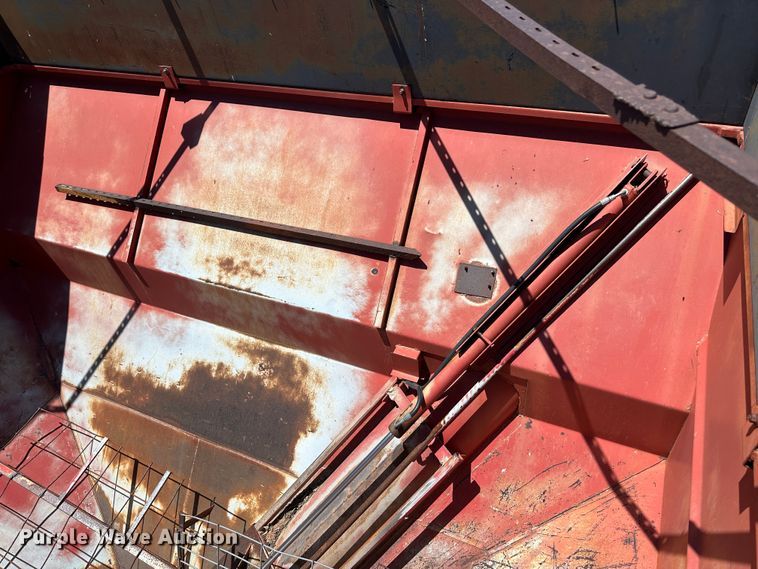 image for item NE9042 Unverferth GC70  grain cart