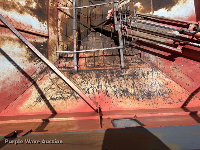 image for item NE9042 Unverferth GC70  grain cart