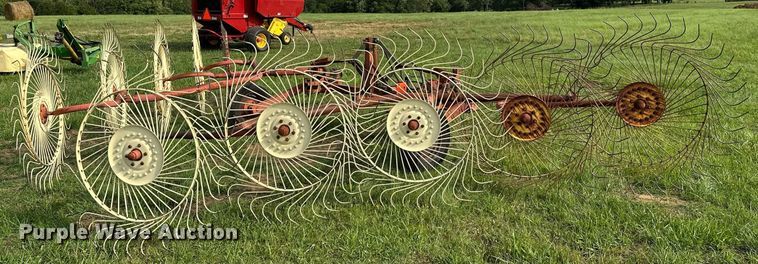 image for item OC9040 Tonutti  hay rake