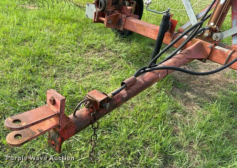 image for item OC9040 Tonutti  hay rake