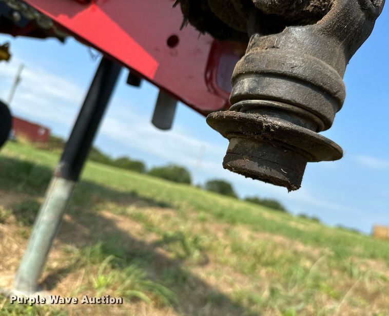 image for item OC9041 New Holland BR7060  round baler