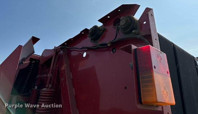 image for item OC9041 New Holland BR7060  round baler