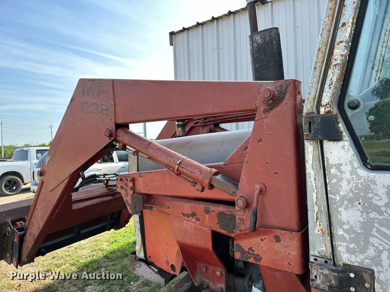 image for item OC9080 1983 Massey Ferguson 690  tractor