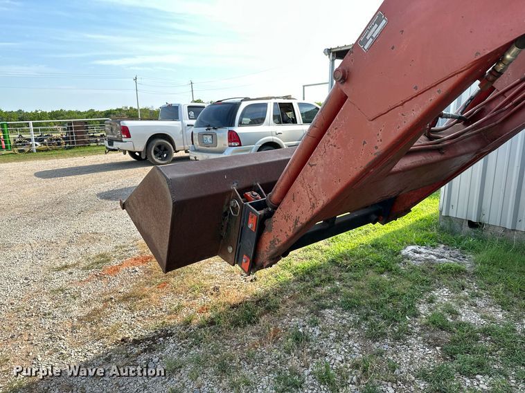 image for item OC9080 1983 Massey Ferguson 690  tractor
