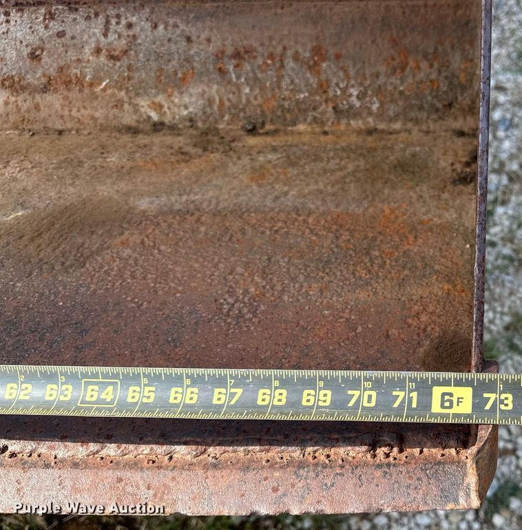 image for item OC9080 1983 Massey Ferguson 690  tractor