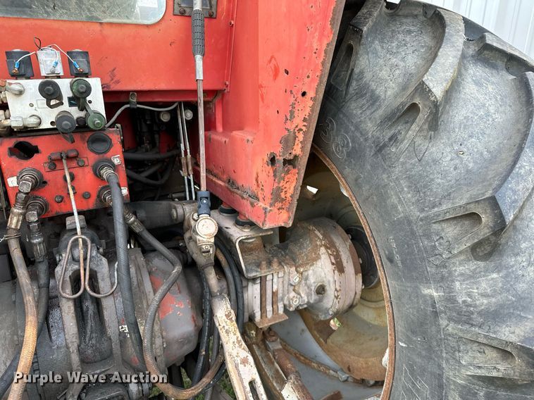 image for item OC9080 1983 Massey Ferguson 690  tractor