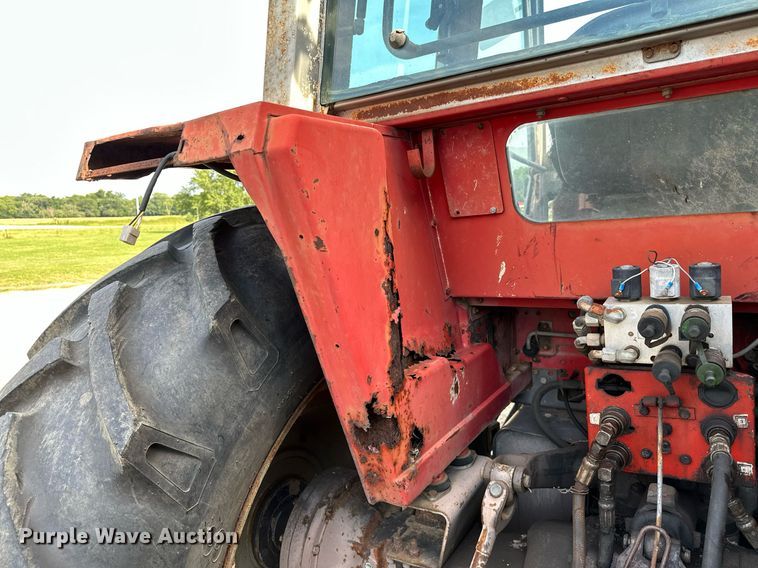 image for item OC9080 1983 Massey Ferguson 690  tractor