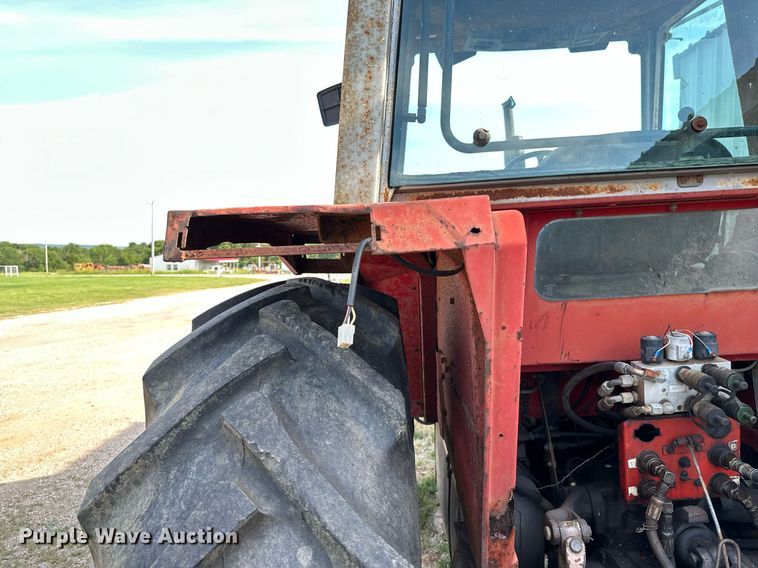 image for item OC9080 1983 Massey Ferguson 690  tractor