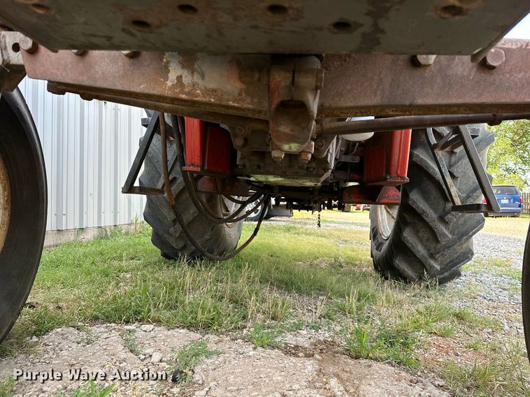 image for item OC9080 1983 Massey Ferguson 690  tractor