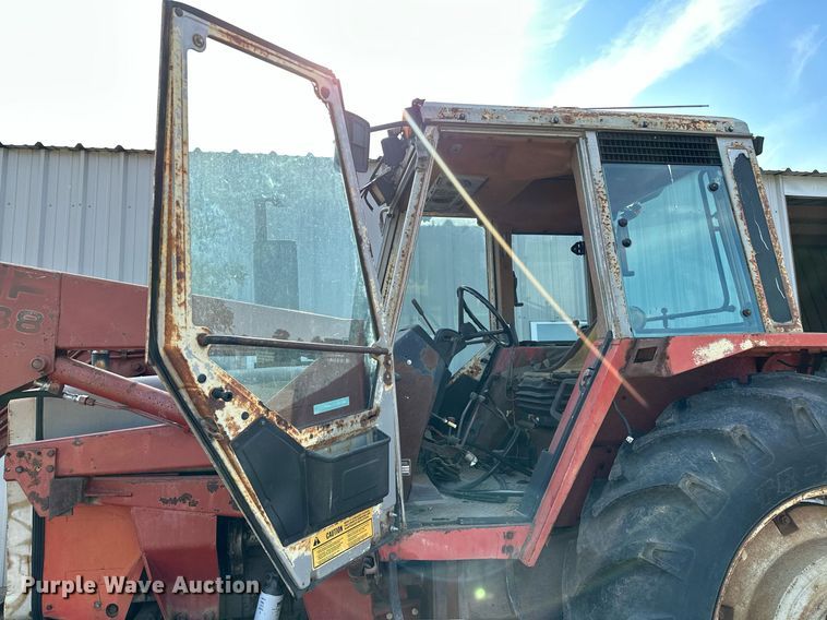 image for item OC9080 1983 Massey Ferguson 690  tractor