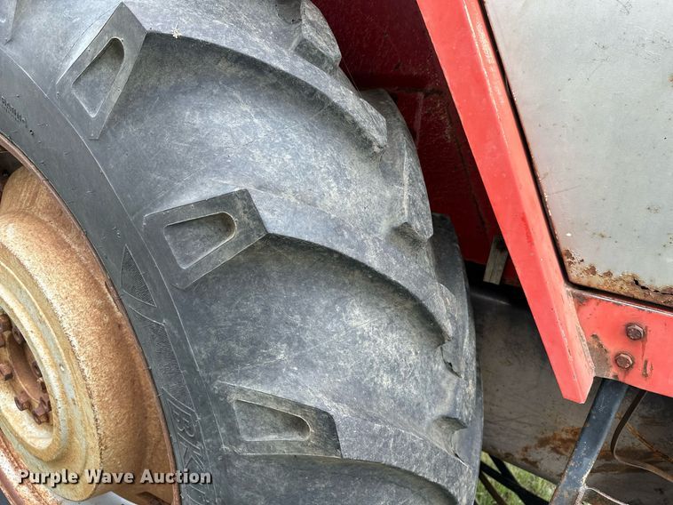 image for item OC9080 1983 Massey Ferguson 690  tractor
