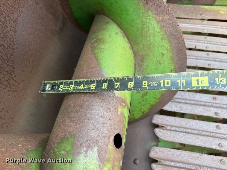 image for item OC9081 John Deere 214  small square baler