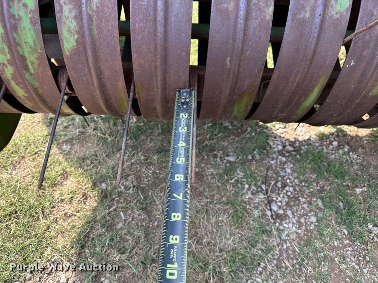 image for item OC9081 John Deere 214  small square baler