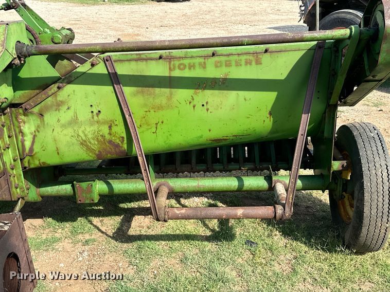image for item OC9081 John Deere 214  small square baler