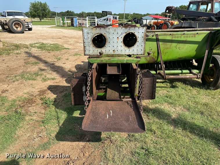 image for item OC9081 John Deere 214  small square baler