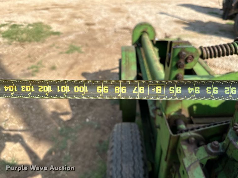 image for item OC9081 John Deere 214  small square baler