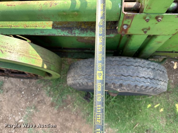 image for item OC9081 John Deere 214  small square baler