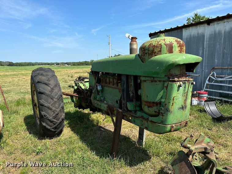 image for item OC9083 (2) John Deere tractors