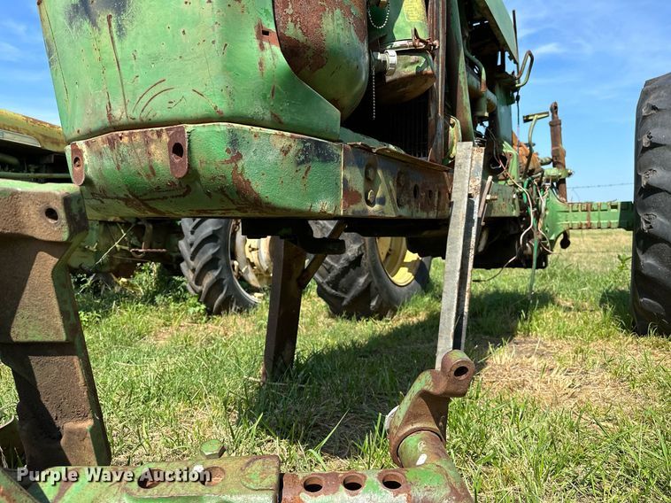 image for item OC9083 (2) John Deere tractors