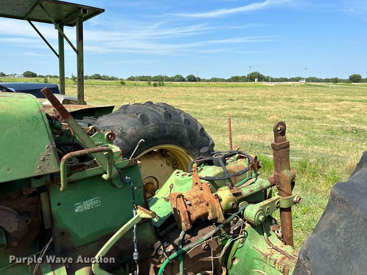 image for item OC9083 (2) John Deere tractors