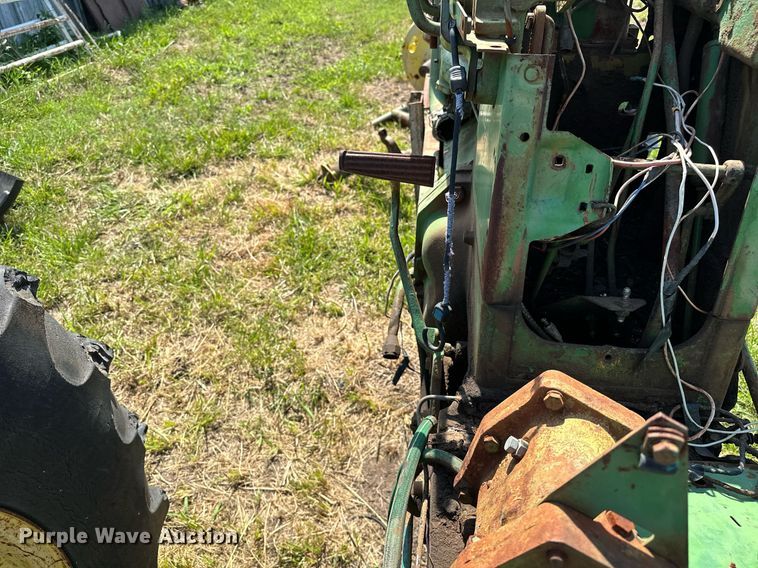 image for item OC9083 (2) John Deere tractors