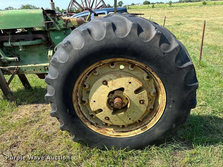 image for item OC9083 (2) John Deere tractors