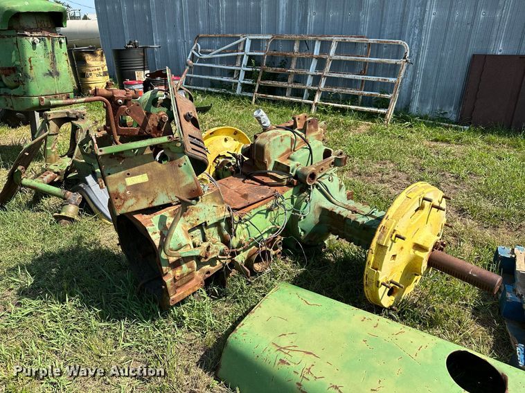 image for item OC9083 (2) John Deere tractors