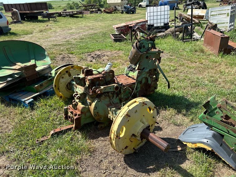 image for item OC9083 (2) John Deere tractors