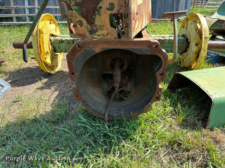 image for item OC9083 (2) John Deere tractors