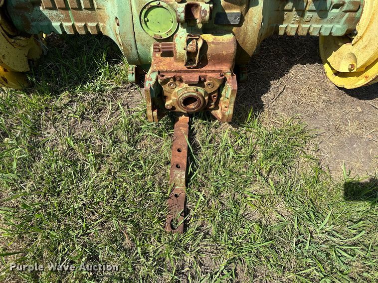 image for item OC9083 (2) John Deere tractors