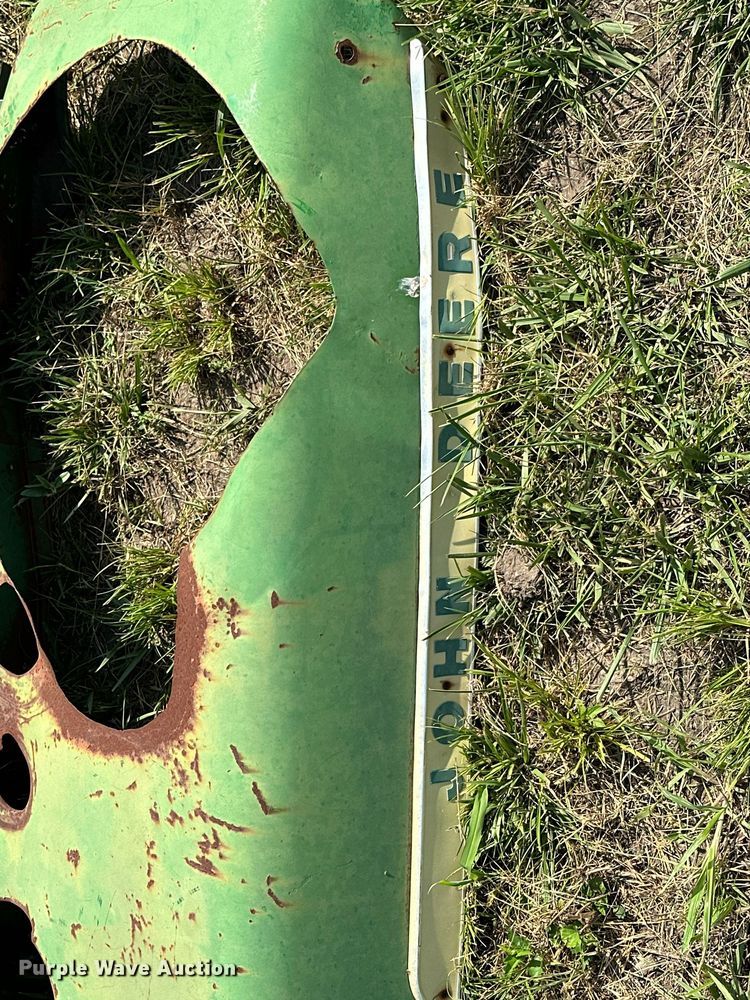 image for item OC9083 (2) John Deere tractors