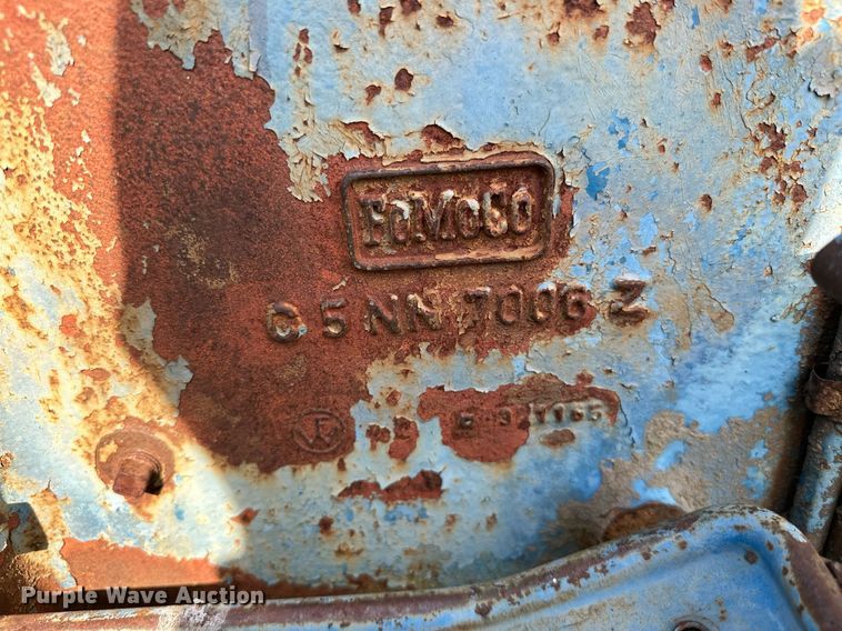 image for item OC9084 Ford 2000  tractor