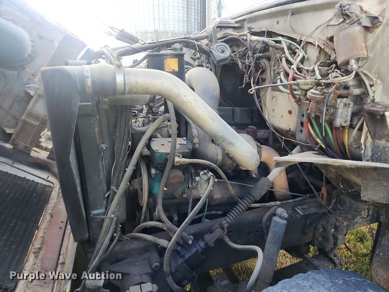 image for item OK9550 1988 Ford L8000  feed delivery truck