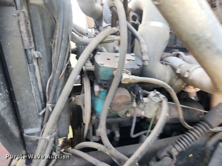 image for item OK9550 1988 Ford L8000  feed delivery truck