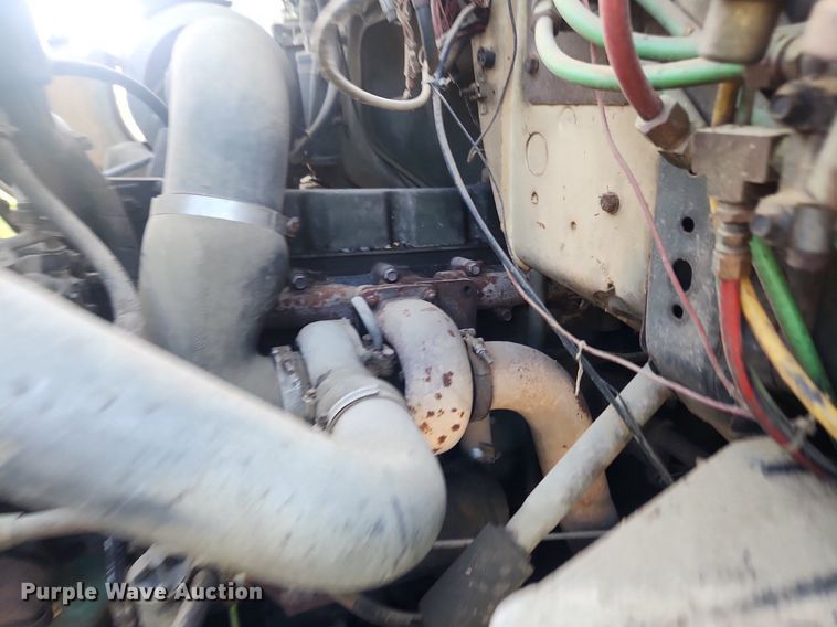 image for item OK9550 1988 Ford L8000  feed delivery truck