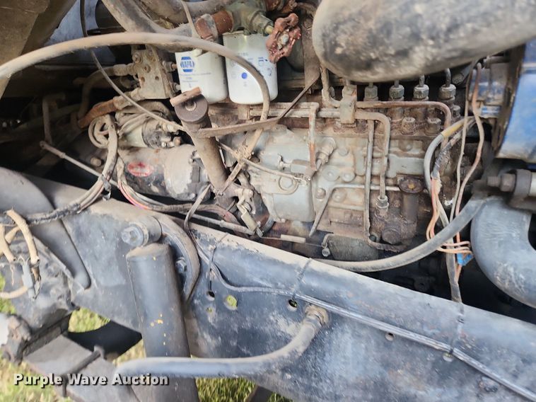 image for item OK9550 1988 Ford L8000  feed delivery truck